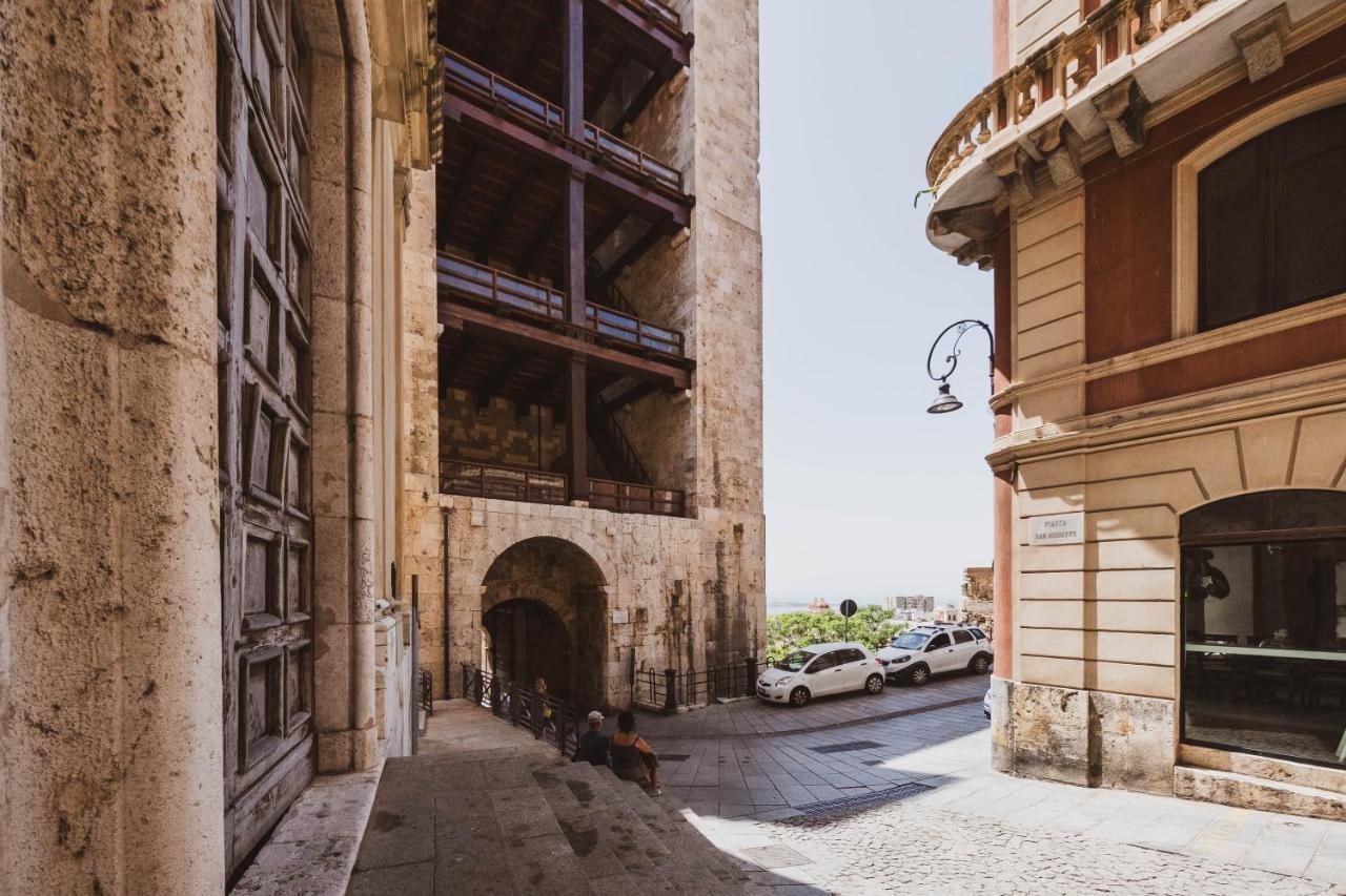 Love Tree Apartment Cagliari Exterior photo